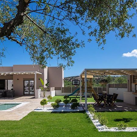 Koin Villa Sunrise, With Heated Pool & Whirlpool Perama  エクステリア 写真