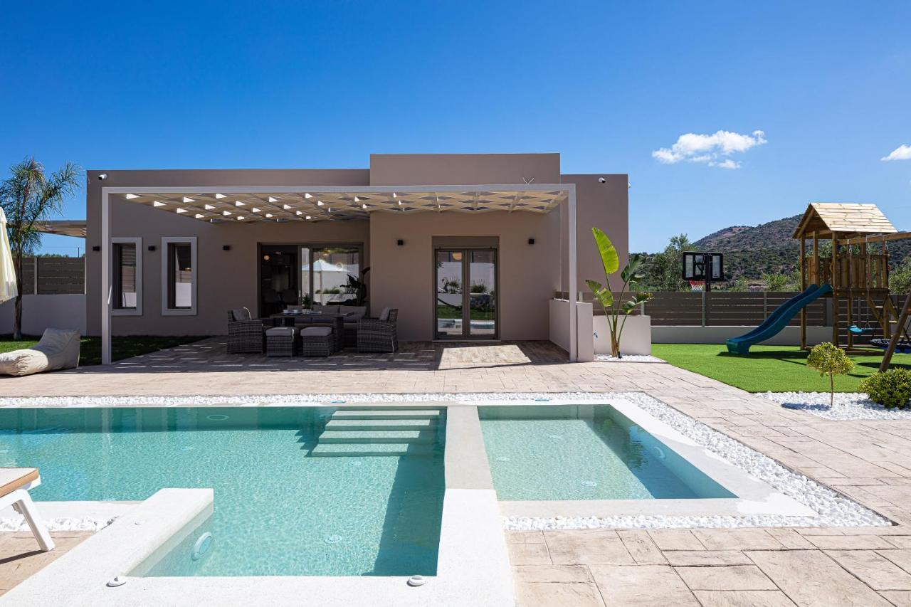 Koin Villa Sunrise, With Heated Pool & Whirlpool Perama  エクステリア 写真