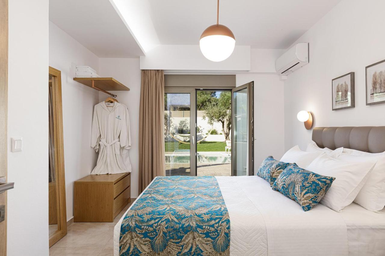 Koin Villa Sunrise, With Heated Pool & Whirlpool Perama  エクステリア 写真