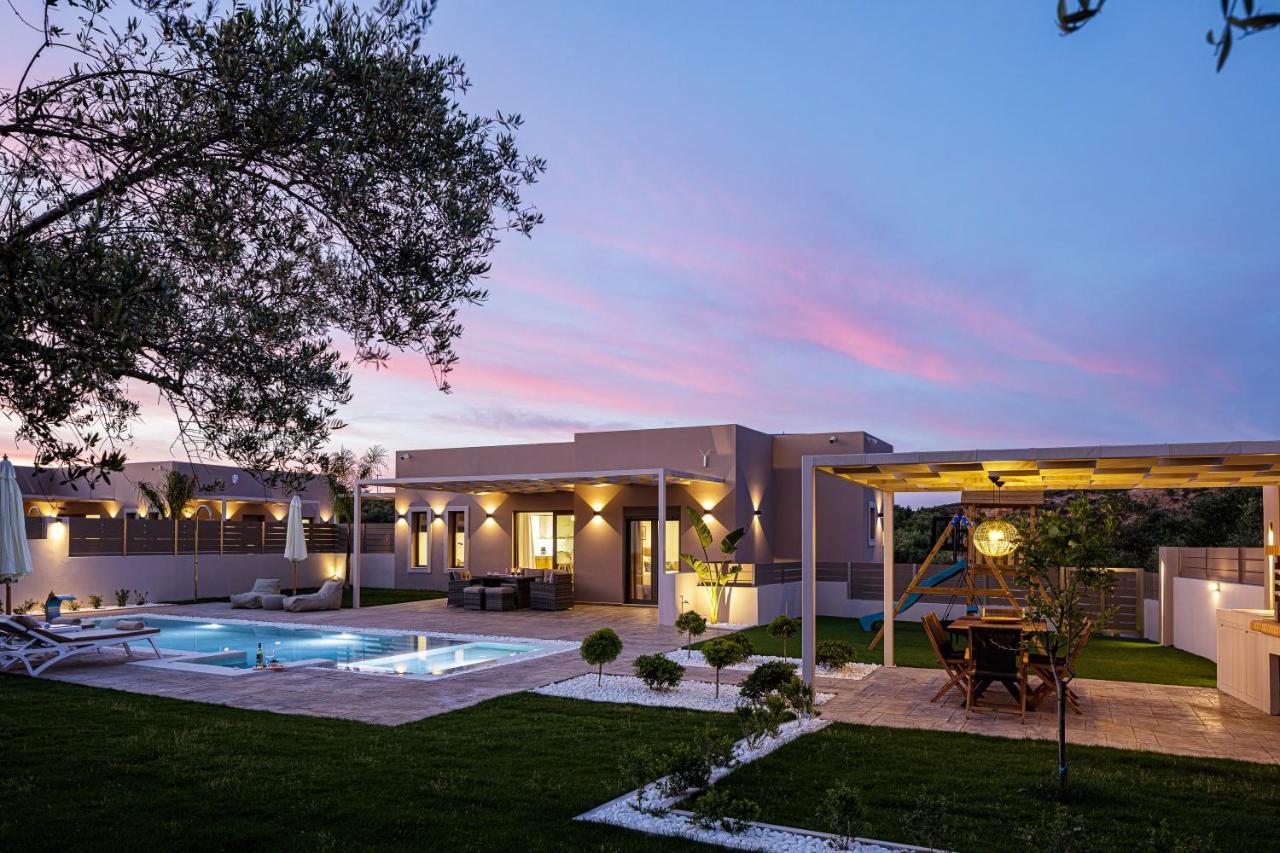 Koin Villa Sunrise, With Heated Pool & Whirlpool Perama  エクステリア 写真